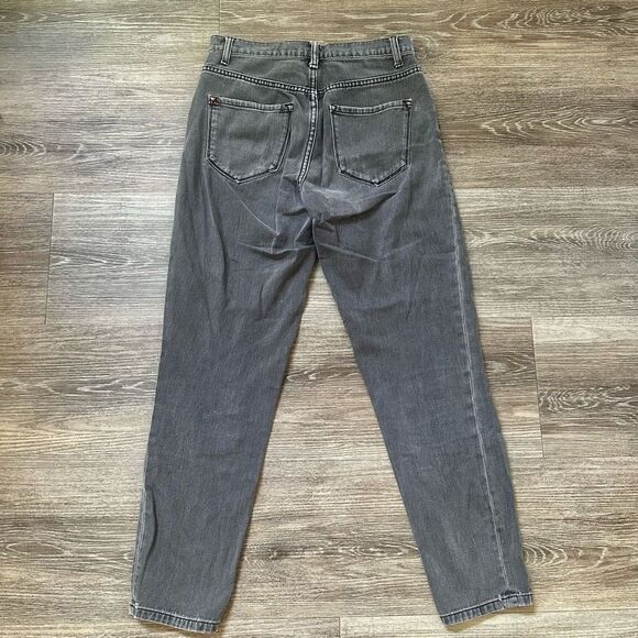BDG light grey mom high rise jeans - Picture 3 of 8